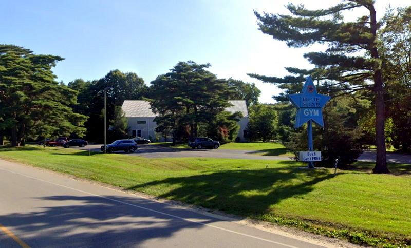 Blue Star Motel (Saugatuck Lodges) - 2019 Street View